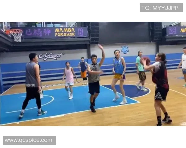 加维在球场上的突破与成长：从新星到球队核心的蜕变之路